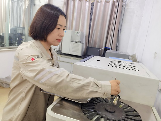 1706152195336083971.jpg 【大唐榜樣】胡盼盼:柔肩擔(dān)責(zé)  鏗鏘綻放 - 副本.jpg