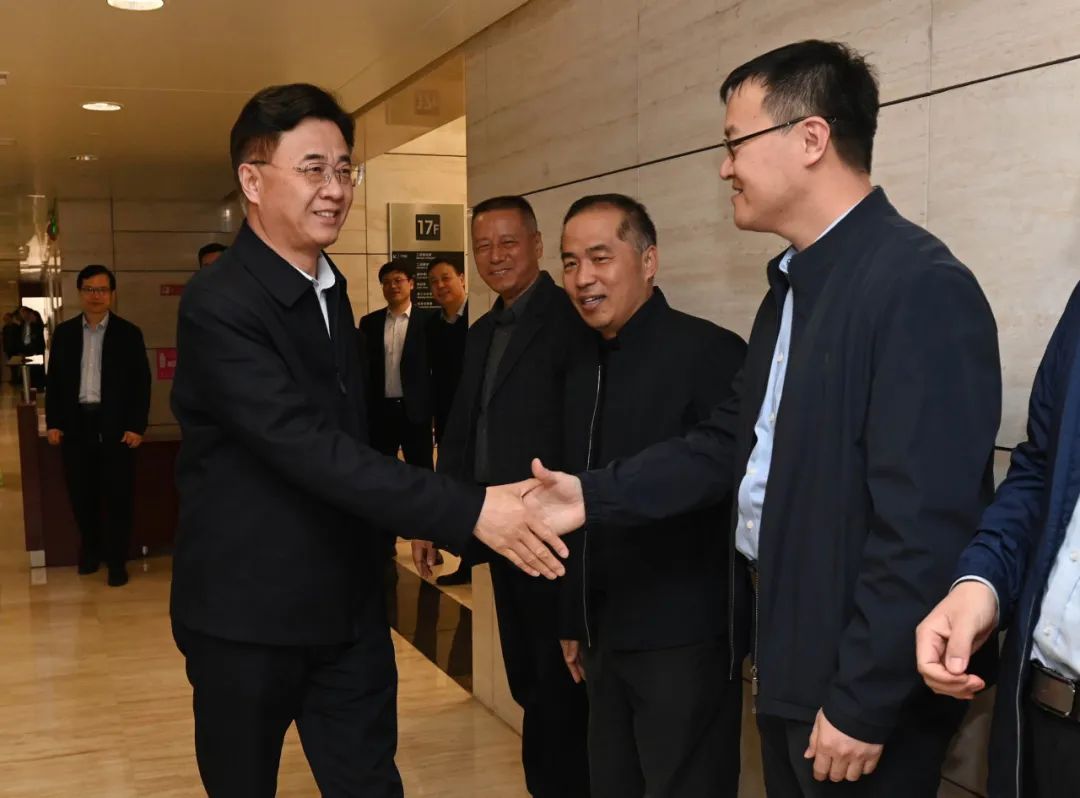 1708303345402073322.jpg 001.jpg