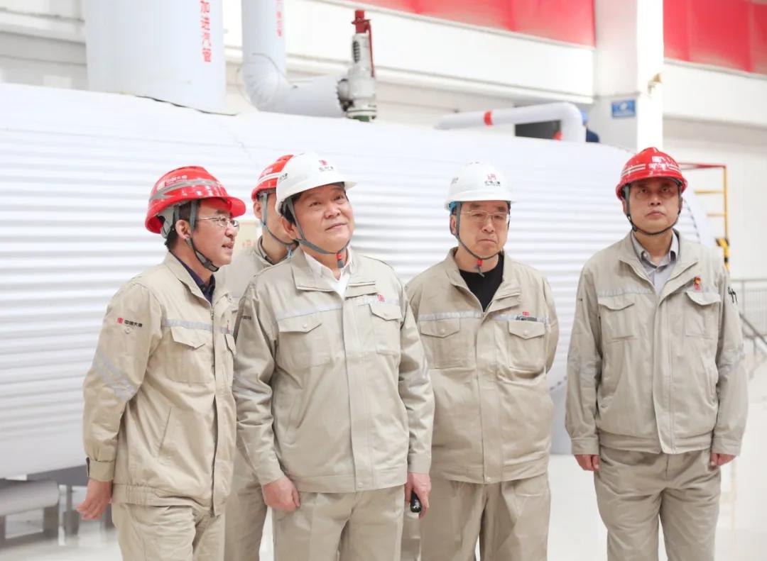 1729212643056083634.jpg 0001.jpg